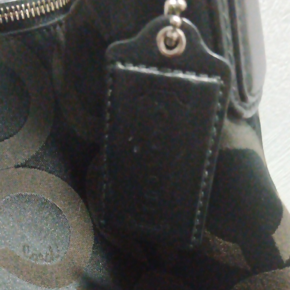 Coach Black and Brown Shoulder Bag - Picture 3 of 8